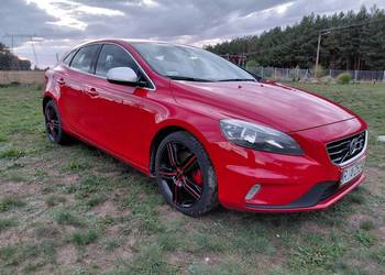 Volvo V40 2014r D4 R-Design