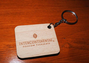Drewniany brelok do kluczy Hotel InterContinental Moscow Drewniany brelok do kluczy Hotel InterContinental Moscow