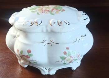 Puzderko, Puzdro, szkatułka z pokrywką, Sygnowane inicjałami