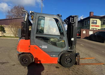 wózek widłowy TOYOTA 8FDF25 2500kg Pyroban diesel 2014r kabina 4000mtg