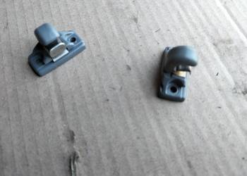 AUDI A38L A3 8L 1.9TDI UCHWYT DASZKA OSŁONY PRZECIWSŁONECZNEJ