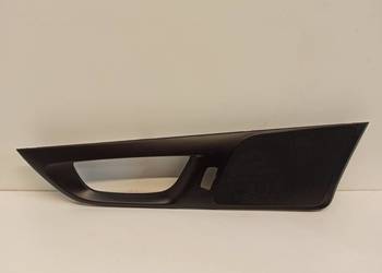 VOLVO V60 LISTWA BOCZKA DRZWI LEWY PRZÓD 30747475