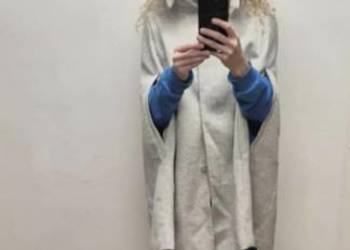 ? Stylowy płaszcz VERO MODA z futerkiem – oversize / ponczo