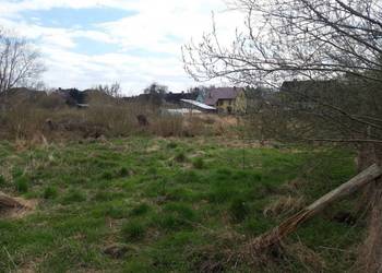 Działka przy zabudowach .