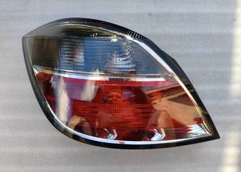 Lampa Lewy Tył Tylna Lewa Opel Astra H Hatchback 13222324