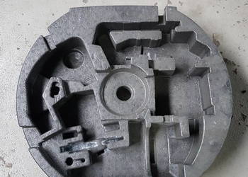 VW TOURAN FL LIFT SKRZYNKA NARZEDZIOWA STEROPIAN 1T0012109