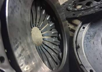 Sprzęgło dwumasa komplet 1.9tdi Audi VW