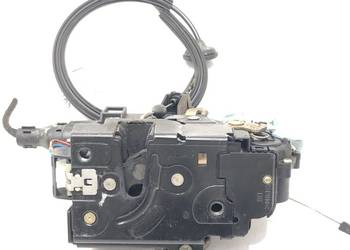 ZAMEK DRZWI PRAWY PRZÓD VW GOLF V Hatchback 3D1837016 03-10