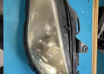 Subaru Impreza lampa przednia