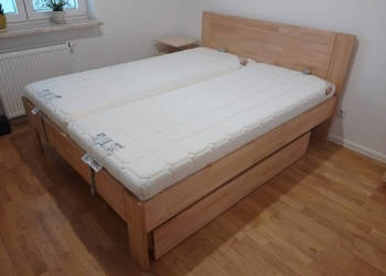 Łoże Amien Amara Beds 160x200 drewno + szuflada + 2 x materac