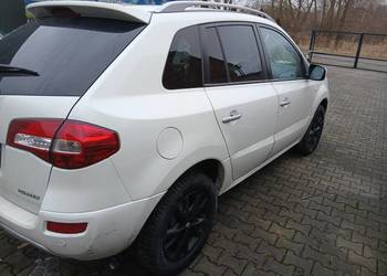 Klapka wlewu paliwa Renault Koleos 2010 biała perła TEQXA Rybnik