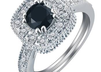 Nowy duzy pierscionek srebrny kolor czarna cyrkonia retro królewski wiktori Nowy duzy pierscionek srebrny kolor czarna cyrkonia retro królewski wiktori