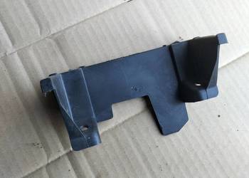 AUDI 80B3 80B4 SEDAN UCHWYT MOCOWANIE TYLNEJ LAMPY LEWEJ 8A0945567