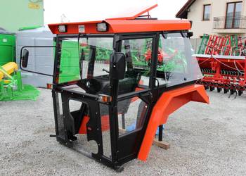 Kabina ciągnikowa do ciągnika Ursus C330 C-330 D LUX