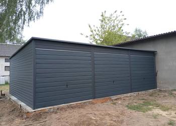 Garaż blaszany trzystanowiskowy 9×6 m dach jednospadowy