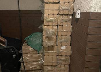 Sprzedam brykiet dębowy w paczkach po 10 kg