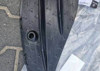 MERCEDES CLE W236 AMG KRATKA ZDRERZAK PRZÓD LEWA