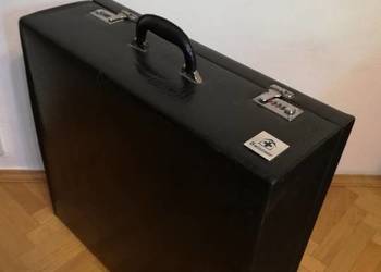 Stary drewniany kufer na szyfr - Duży