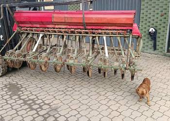 Siewnik zbożowy  talerzowy