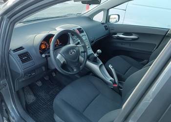 Toyota Auris 2009 1.6 benzyna 132 KM