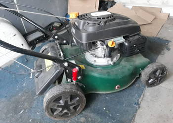 Kosiarka spalinowa z napędem