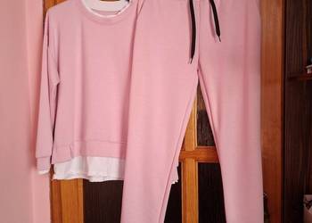 Komplet dresowy damski pudrowy róż.