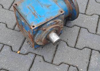 Przekładnia kątowa 2:1 Unimec MRS200 Reduktor 2 do 1 kątowy