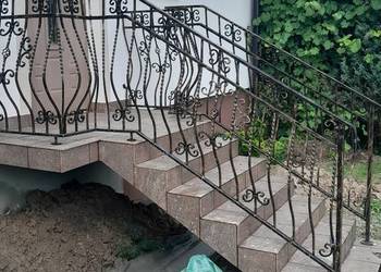 Sprzedam balustrady schodowe kute