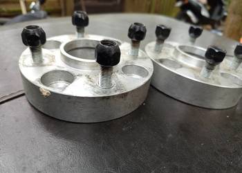 Dystanse kół 20 poszerzające 4x108 ford