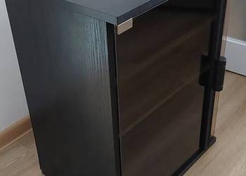 Wersalka rozkładana - plus szafka RTV. Jest WINDA.