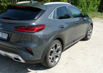 KIA XCEED dobry stan garażowany