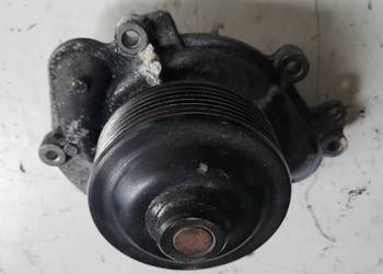Pompa wody Mercedes 642