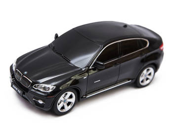 BMW X6 skala 1:24 Rastar 31700 samochód sterowany czarny