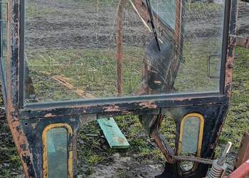 Kabina URSUS C360 + błotniki