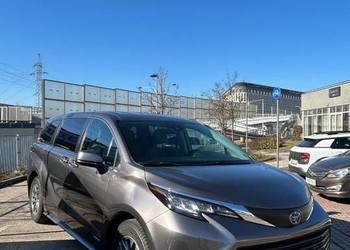 Toyota Sienna LE  · 2,5 Hybryda*  Gwarancjaa 1-Rok
