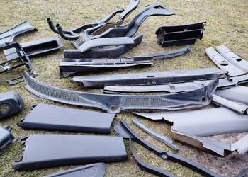 Części plastiki do audi 100 C4 2 8 92