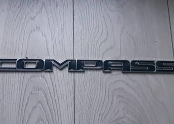 JEEP COMPASS EMBLEMAT ZNACZEK NAPIS