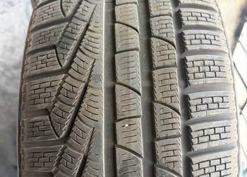Opona zimowa Pirelli Sottozero Winter 240seria II235/40R19 92V DOT0222