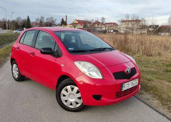 Toyota Yaris 1.0 Benzyna Klimatyzacja Mały Przebieg