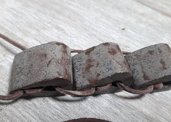 Naszyjnik ceramiczny ręcznie wykonany.
