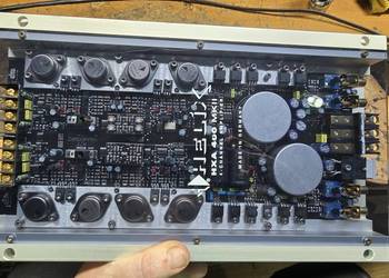 wzmacniacze audiobahn helix infinity