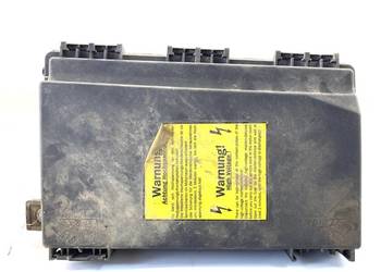 SKRZYNKA BEZPIECZNIKÓW OPEL ZAFIRA B 743381 Hatchback 05-19 1.8 140KM