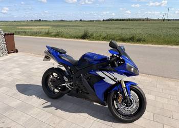 Yamaha R1 RN12 rok 2005