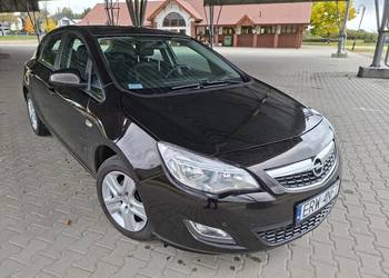 Opel Astra J Salon Polska 95tys km. 1.6 benzyna