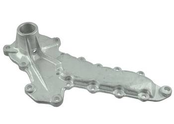 Obudowa pompy wody / Kubota L345 / L1 - 225 / L1 - 275 / L2900 / L3408 / K…