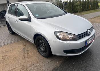 VW Golf 6 z gazem oraz dwoma kpl kół.