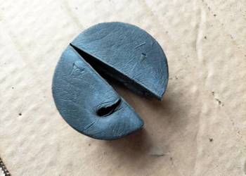 AUDI 80 B3 80B3 USZCZELKA PRZEWODU SPRYSKIWACZY  MASKI