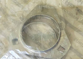 51578843 Zestaw kołnierzy łożyskowych. 2 szt. CNH