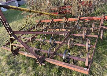 Agregat uprawowy sprężynowy kultywator