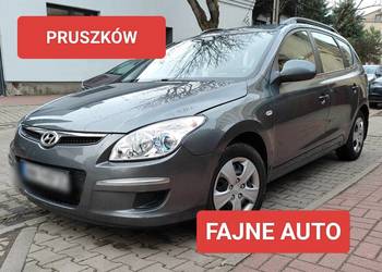 Auta do wynajęcia. Wypożyczalnia. Kombi lub miejskie. Pełne OC/AC